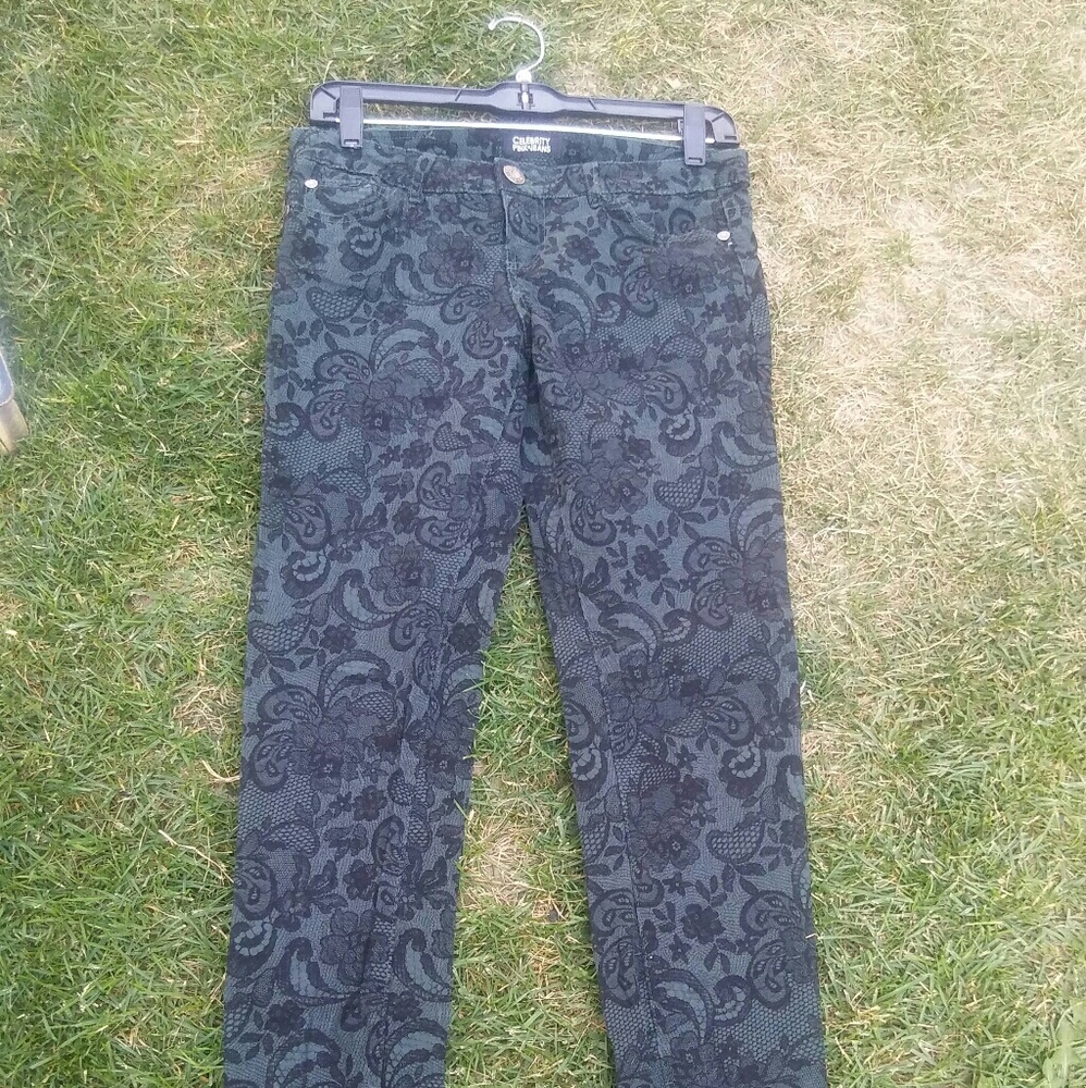 Celeberty pink jeans